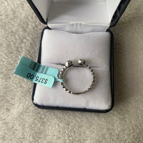 NWT 1/8 ct. t.w. Diamond Ring in Sterling Silver - Picture 5 of 6